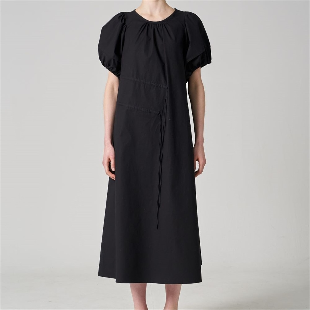 [폴앤컴퍼니] Shirring poplin black dress
