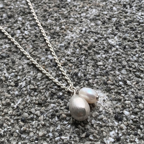 [티오유] Twisted cut chain unbalance two pearl necklace_TNH008_Silver925