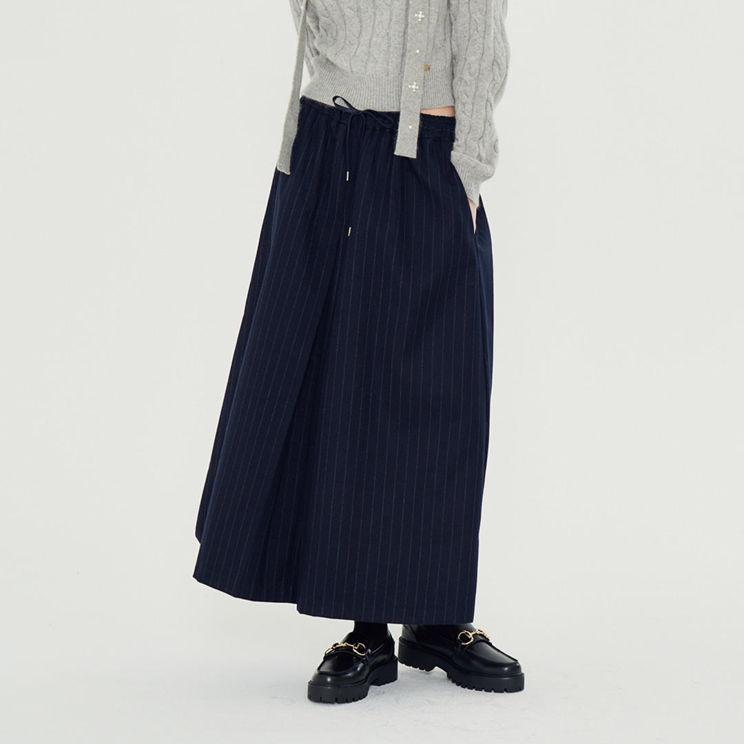 [메타퍼] MET stripe wool flare skirt navy
