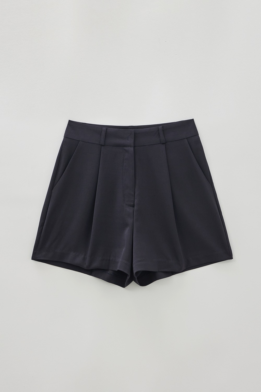 [블리온느] Linen Pintuck Shorts
