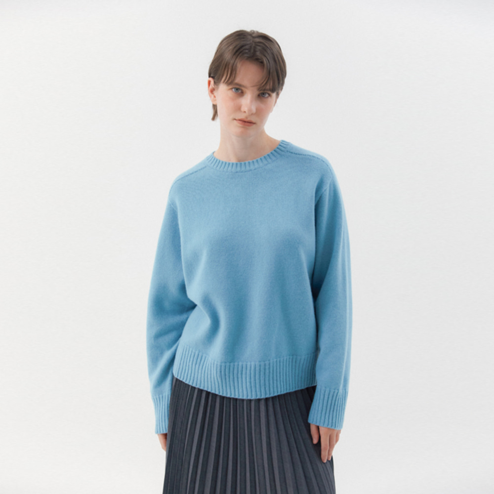 [위티앤험블] Super Fine Wool Wholegarment Round Knit top (Light Blue)