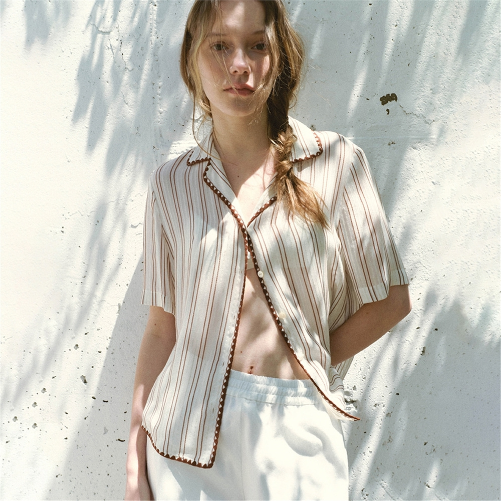 [블랭크03] embroidery shirt blouse [Italian fabric] (brown stripe)