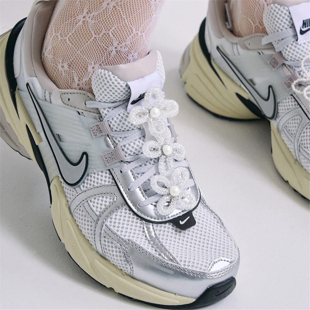 [하스] HSU029 Silver glitter flower shoes charms
