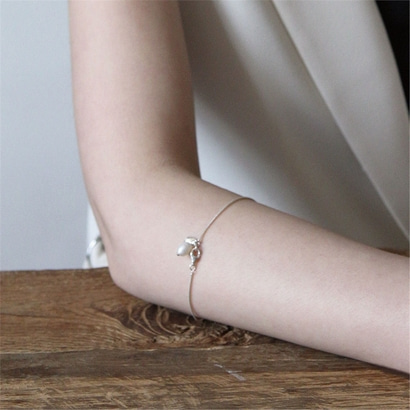 [티오유] Sleek  pearl silver pendant bracelet_TNH032_Silver925