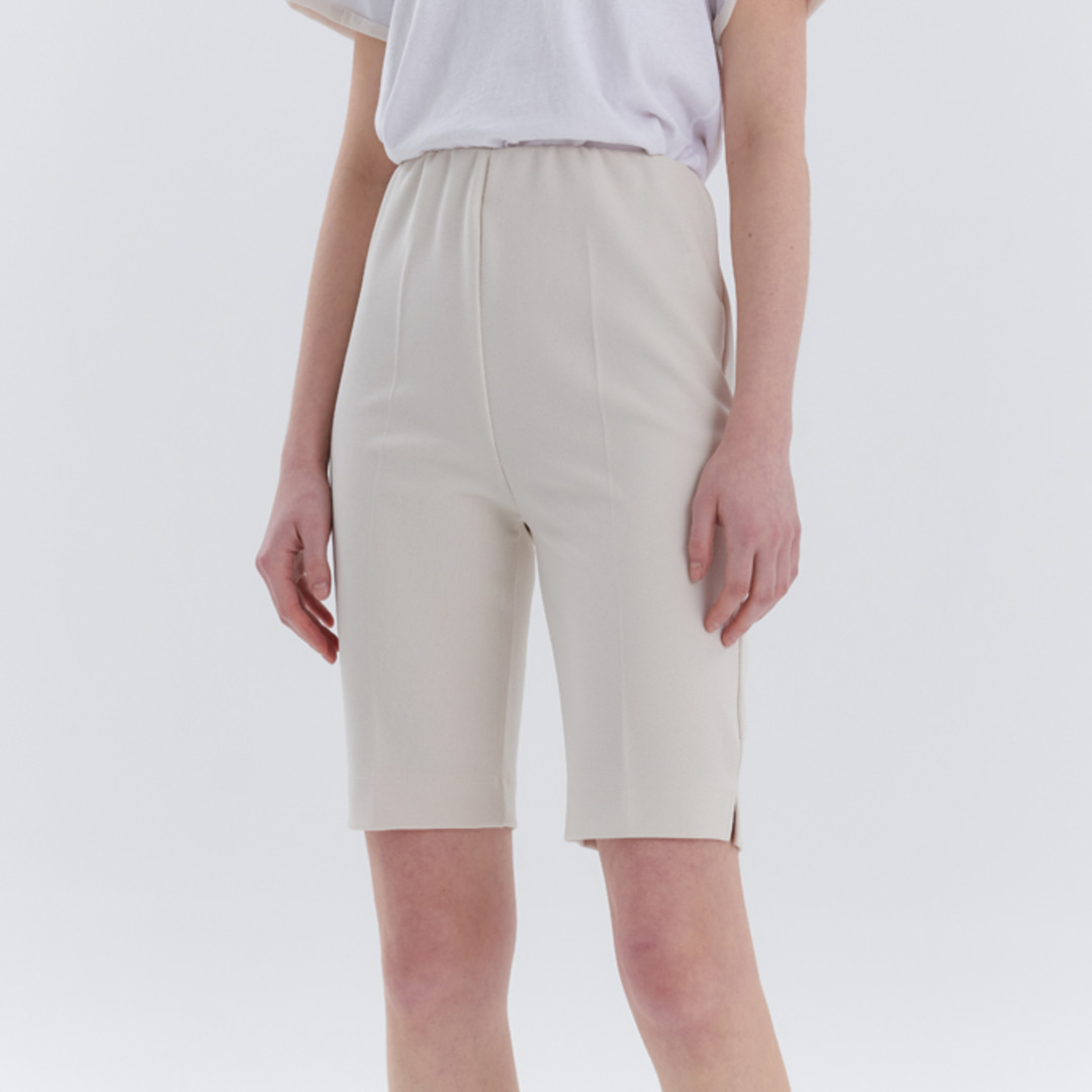 [위티앤험블] Biker Shorts (Ivory)