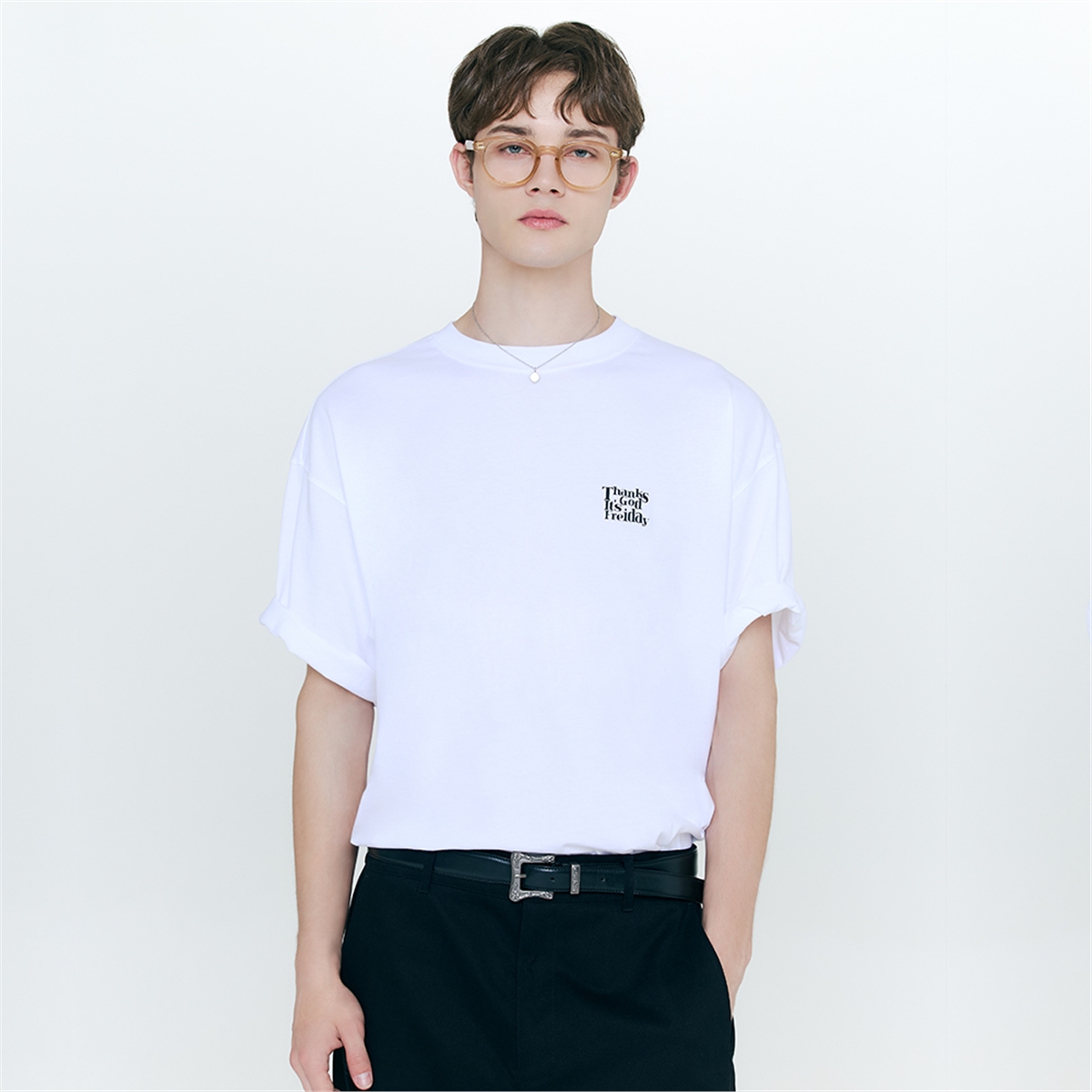 [프라이] 에센셜 로고 반팔 티셔츠(WHITE)