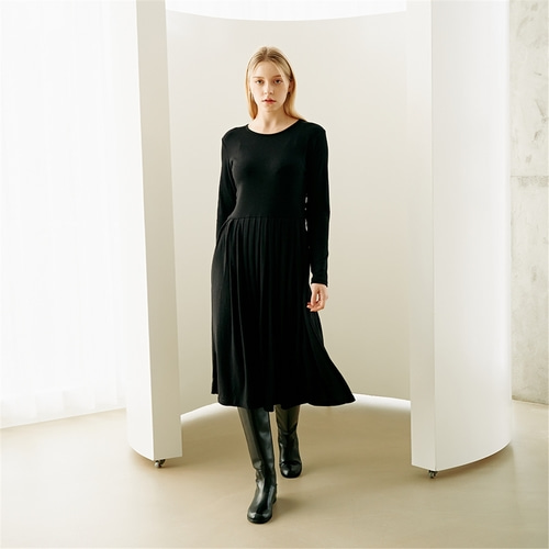 [배주안] Fleece lined sapn dress_BLACK