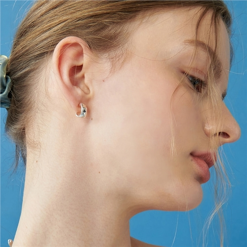 [티오유] Sapphire cubic star earrings_TS019