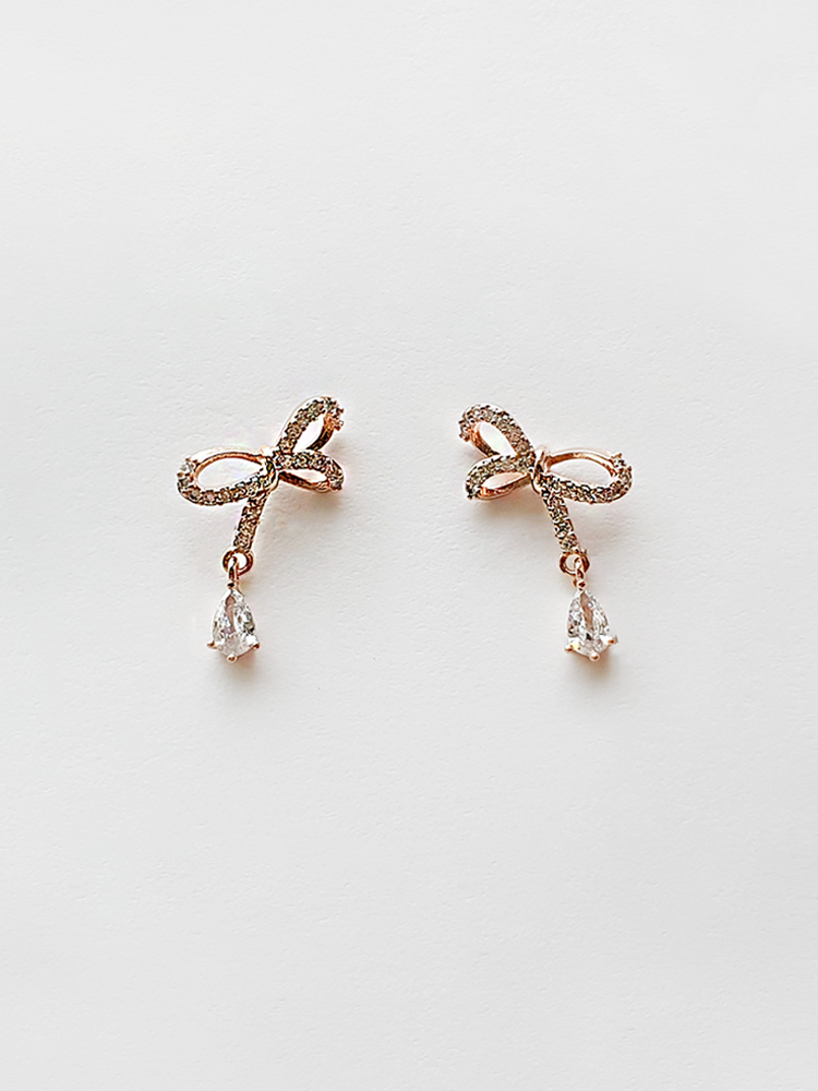 [소수] Eva Cubic Ribbon Earring 에바 큐빅 리본 귀걸이
