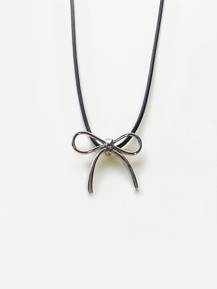 [소수] Ribbon Point Leather String Necklace 리본 포인트 가죽 끈 목걸이