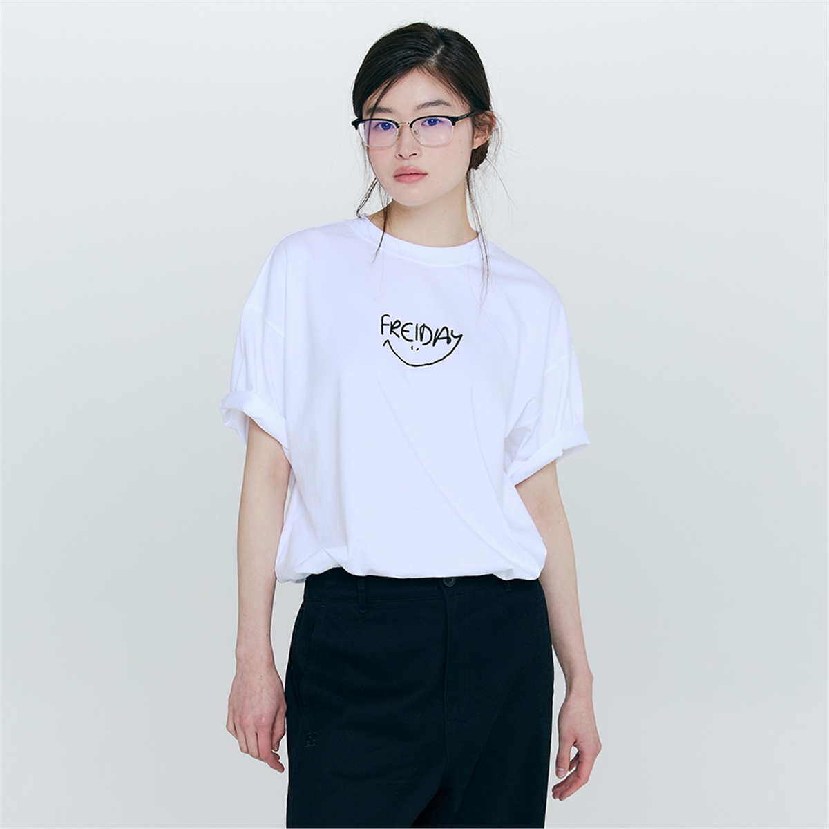 [프라이] 프라이데이 스마일 티셔츠(WHITE)